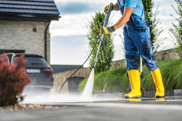 Best Driveway Cleaning and Restoration in Niantic, CT